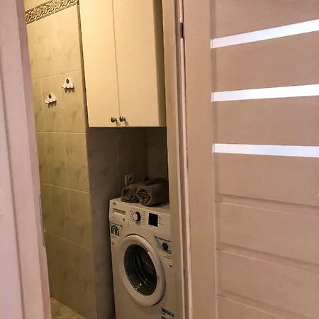 Zlote Tarasy Studio Apartment *